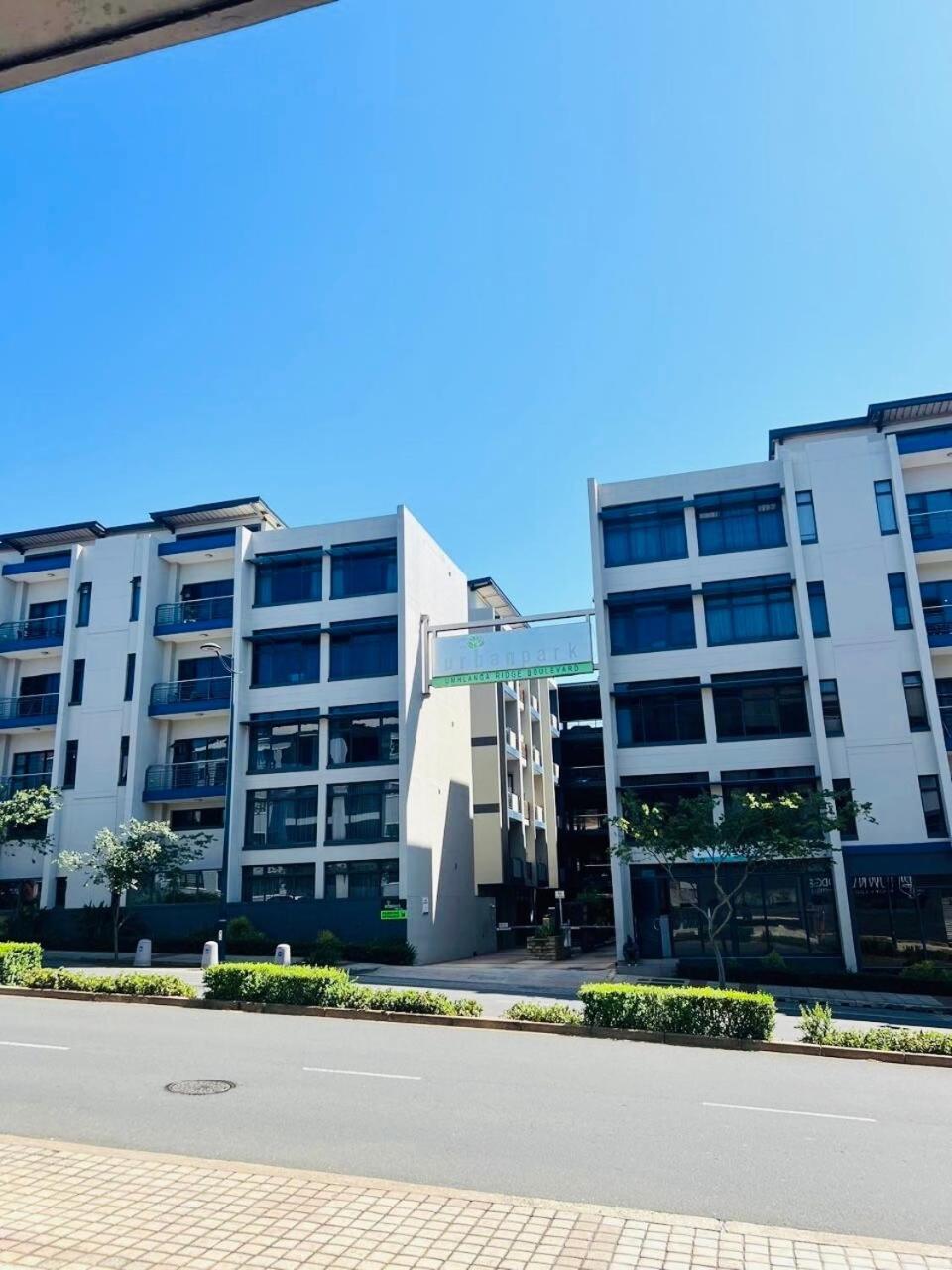 Cozy & New 2bed In Umhlanga! * Durban